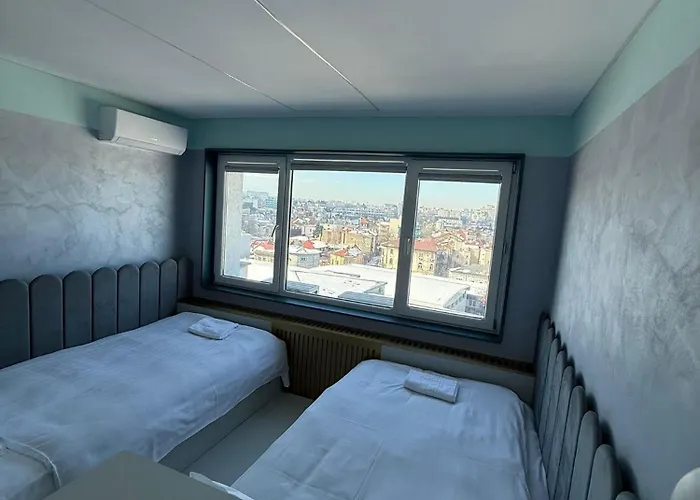 Cathedral * בוקרשט